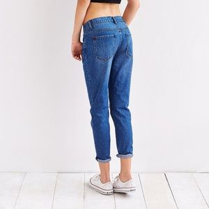 BDG slim boyfriend jean